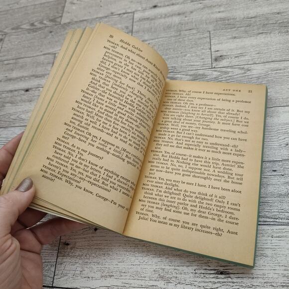 3 Plays by Isben (Hedda Gabler / A Dolls' House / The Wild Duck) - Dell 1968 PB - Picture 11 of 14